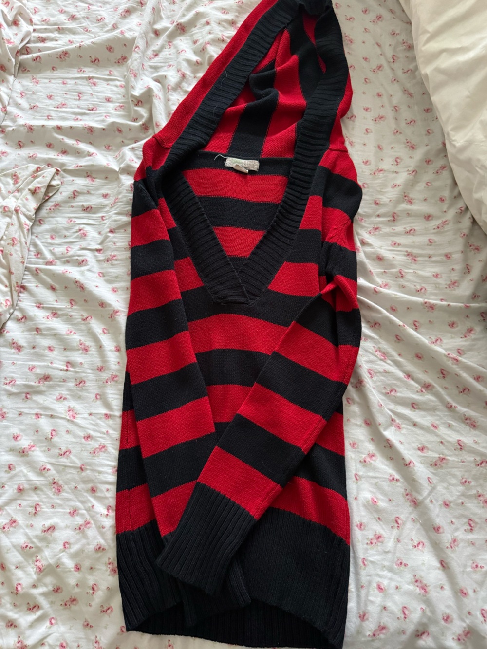 LATE 90S DEADSTOCK HOODED SWEATER